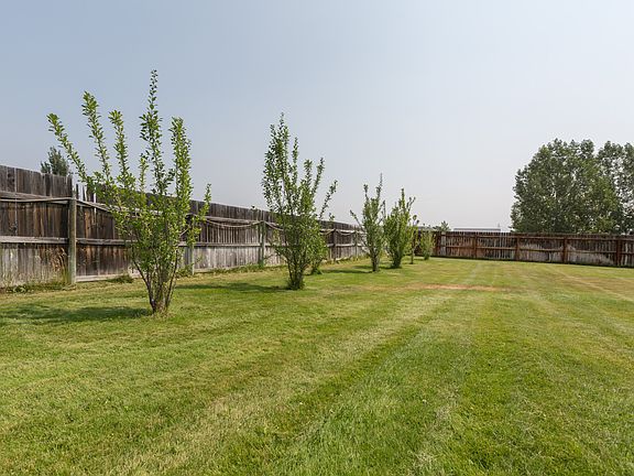 3rd image of 130 Bowman Rd