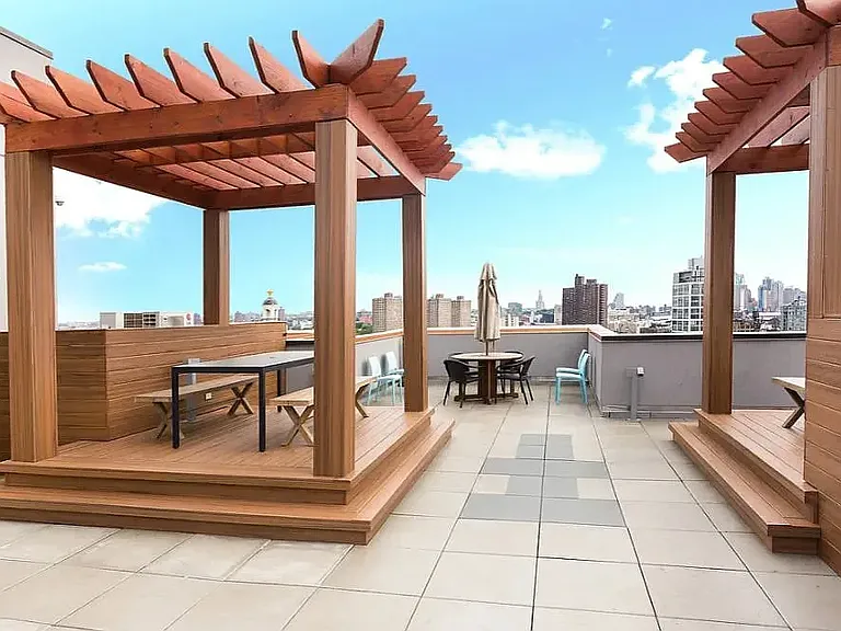 146 S 4th St #4G — Photo 6