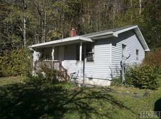 1945 Turtle Pond Rd, Highlands, NC 28741