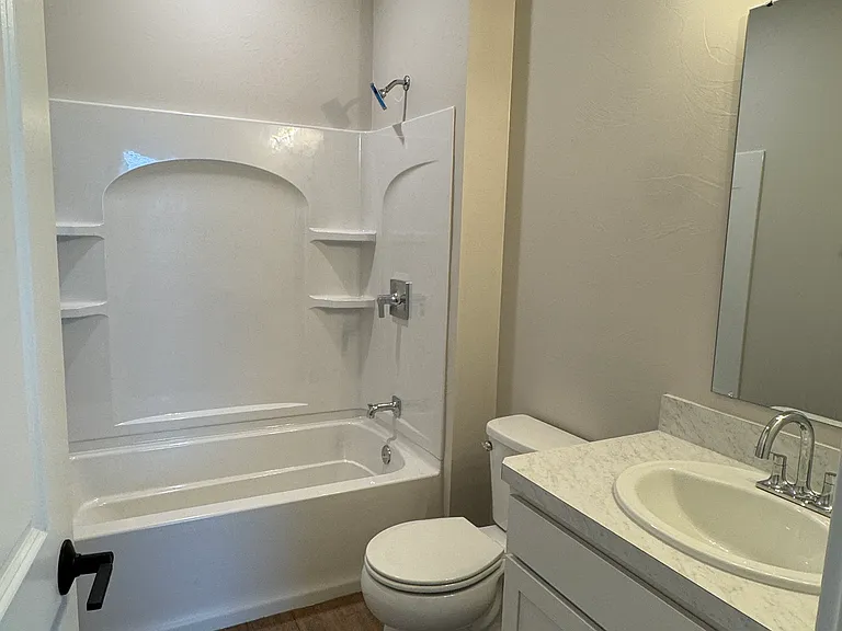 6123 Elysian Rd #202 — Photo 10