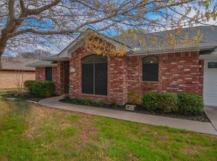 1473 Oakwood Dr, Stephenville, TX 76401