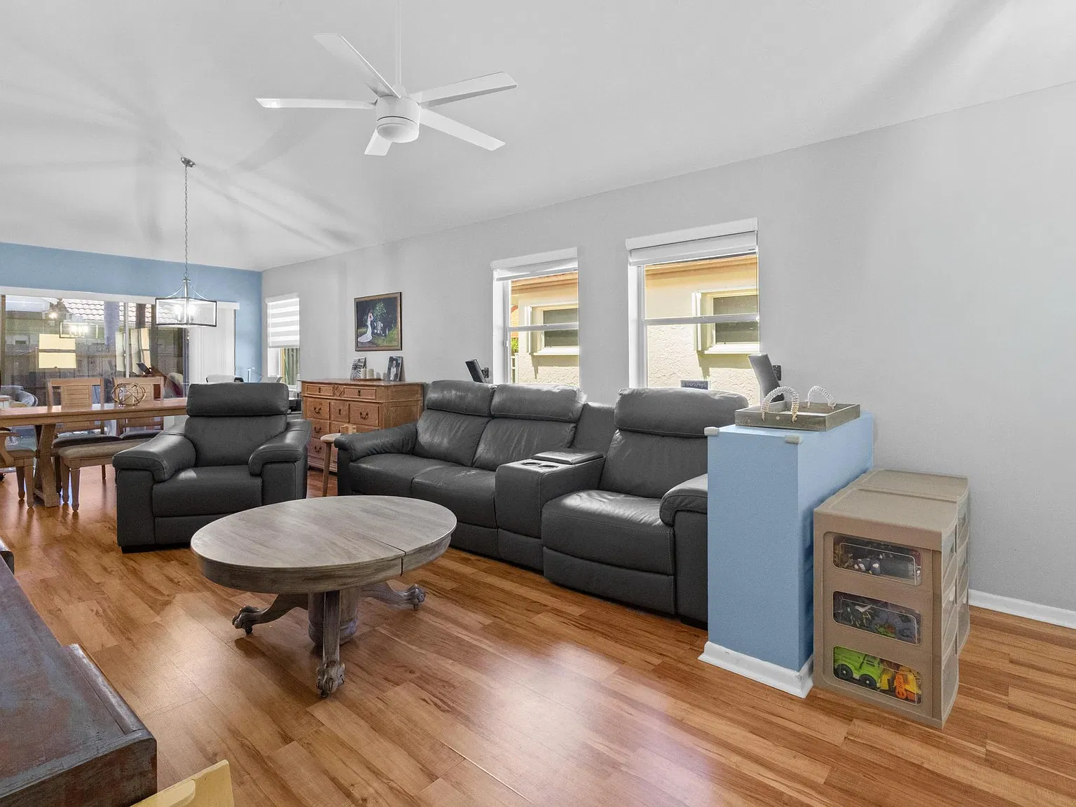 3 bed, 1709 sqft, $4,100 — Photo 3