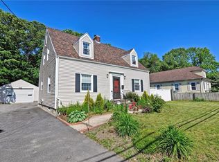 131 Roger Williams Ave, Rumford, RI 02916