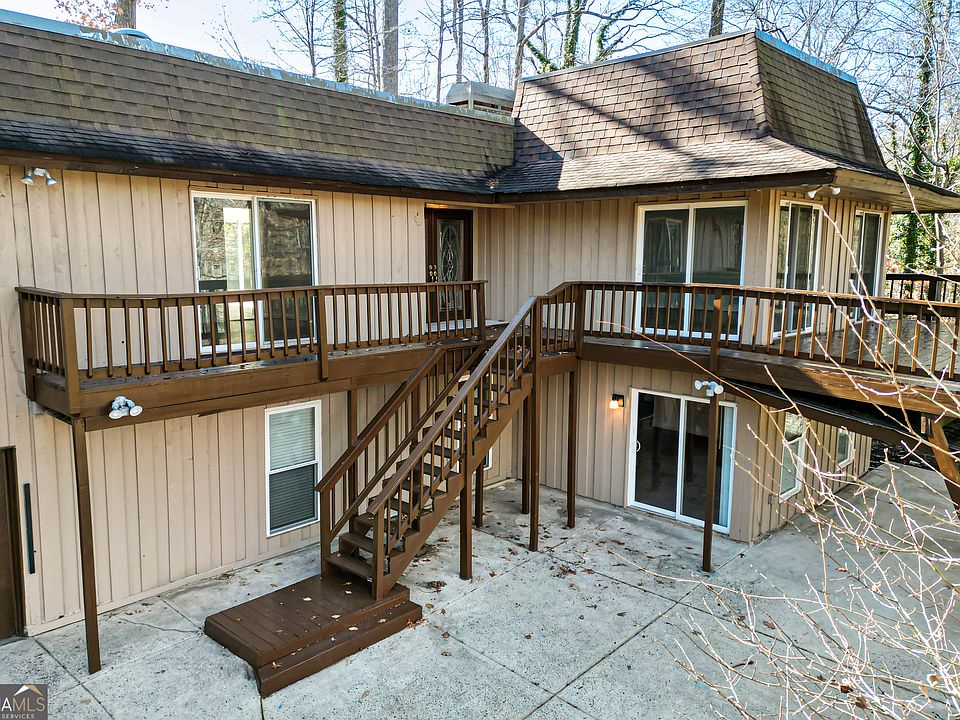 1st image of 3926 Clubland Dr
