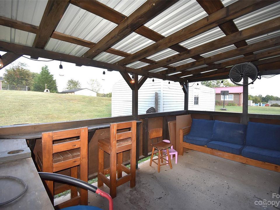 2615 Tumbleweed Dr, Lenoir, NC 28645 Zillow