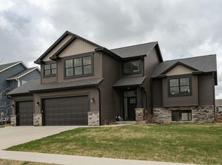 2380 Starburst Dr SW, Rochester, MN 55902