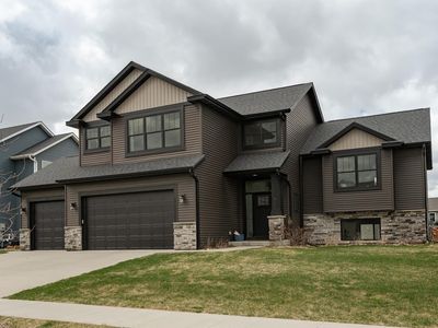 2380 Starburst Dr SW, Rochester, MN, 55902