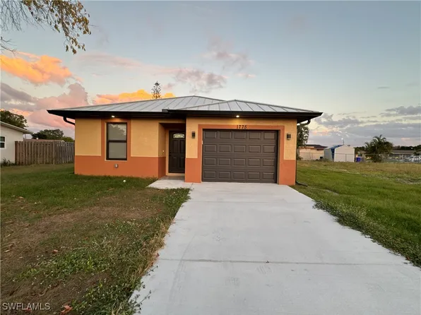 2197 Mitchell Ct, Fort Myers, FL 33916