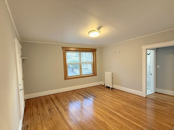 4th image of 97 Hancock St APT 4