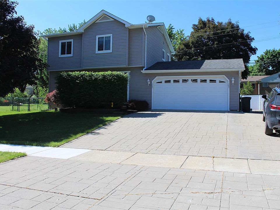 1st image of 3685 Saginaw Trl
