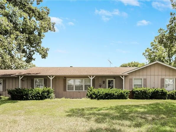 561 SW County Road O, Holden, MO 64040