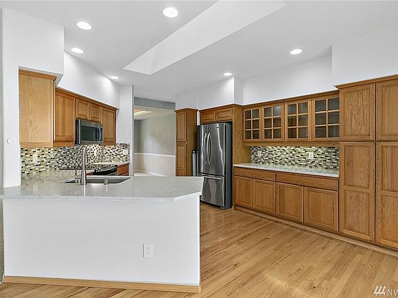 3rd image of 11109 80th Avenue Ct SW