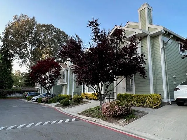 Building Photo - 1060 Rymar Pl