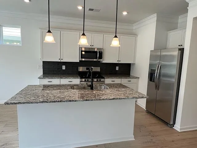 209 Stonewall Rd — Photo 2