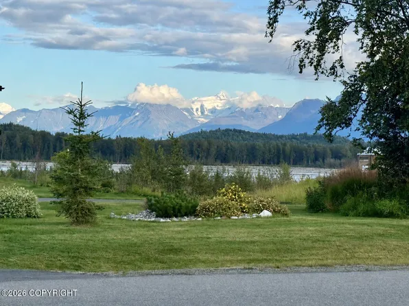 1486 N River Rock Cir, Palmer, AK 99645