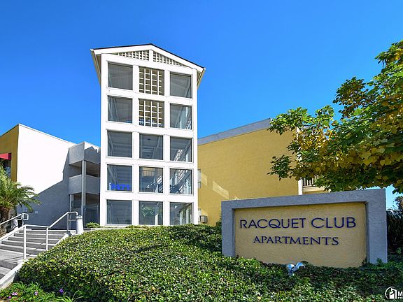 Racquet Club Apartments located in La Mesa, CA
