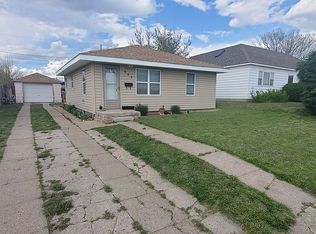 403 E 16th St, Hays, KS 67601