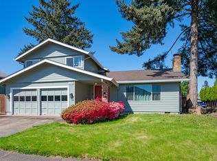 690 71st St, Springfield, OR 97478