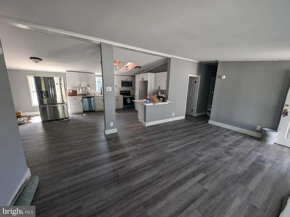 4745 Flanders Ln Trailer L, Harwood, MD 20776