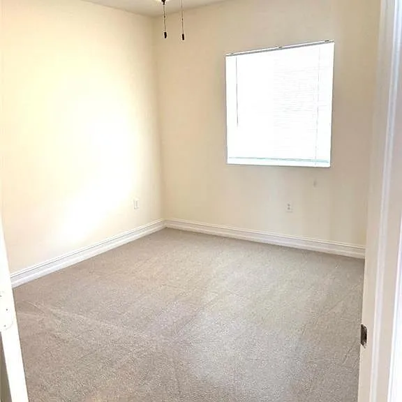 7804 Regal Heron Cir #304 — Photo 8
