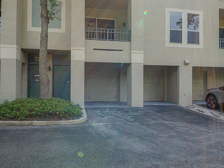 717 Mainsail Dr — Photo 3