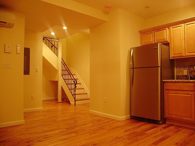 1st image of 2034 2nd Ave #4BB