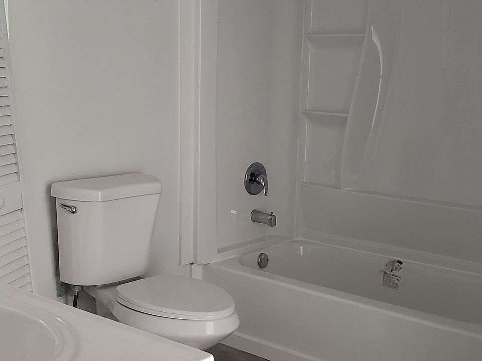 2nd image of 3702 43rd Ave N