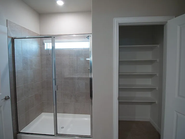 1103 Sweetleaf St — Photo 24