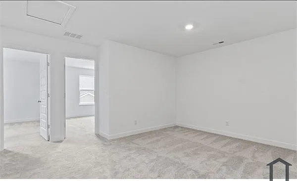 7265 Governors Row — Photo 3
