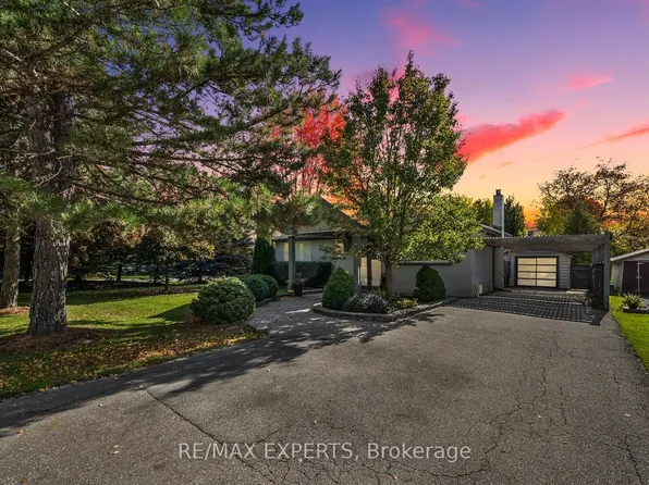 9 Faris Ave, King, ON L0G 1N0