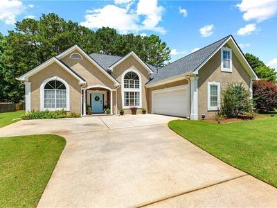 215 Fieldstone Way, Newnan, GA, 30265