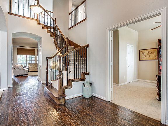 2nd image of 1314 Billie Johnson Ln