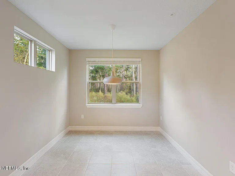 443 Orchard Pass Ave — Photo 7
