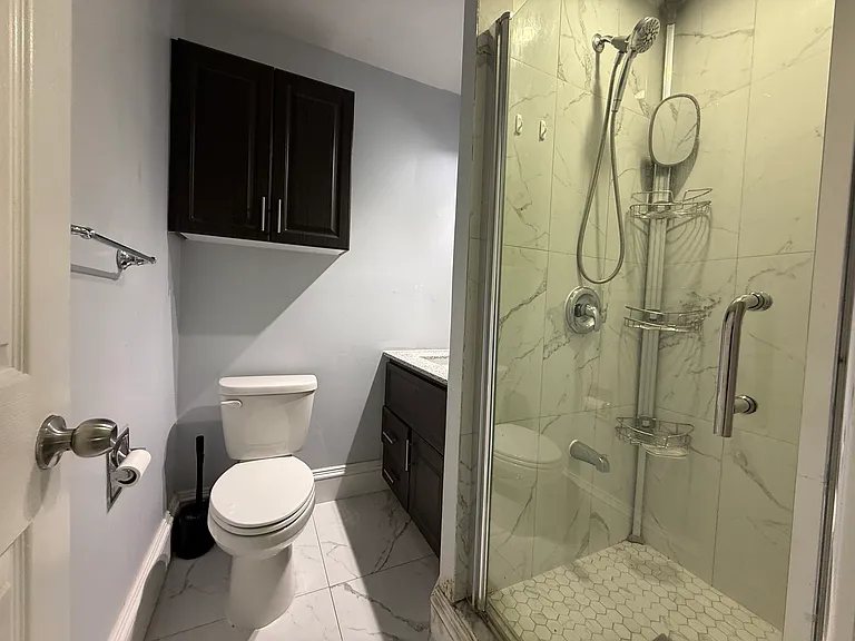 70 Jill Cres — Photo 16