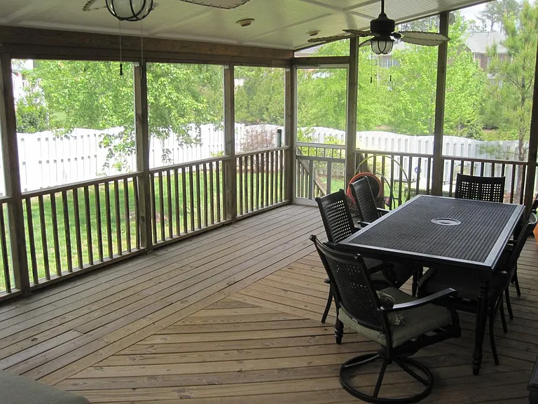 9705 Heathermill Ln — Photo 11