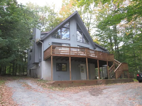 532 Cedarwood Ter, Lake Ariel, PA 18436