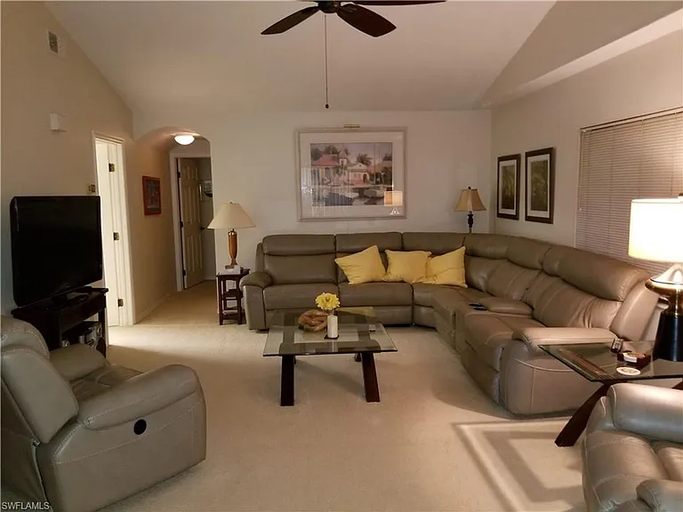 5510 SW 4th Pl #106 — Photo 16