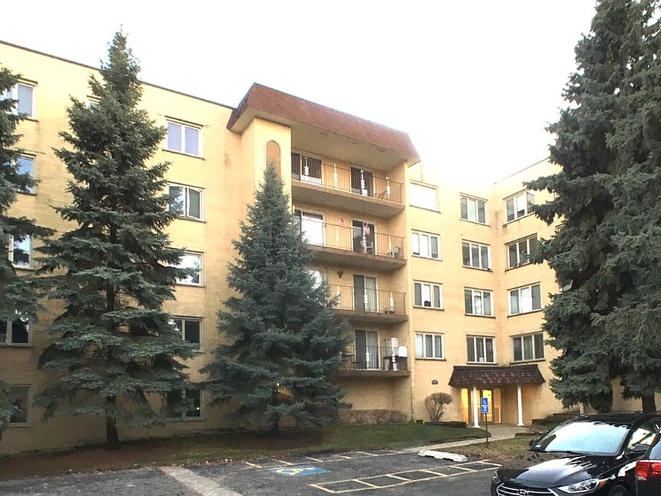 1st image of 4106 N Narragansett Ave APT 503