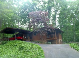 2413 Silver Fox Ln, Reston, VA 20191