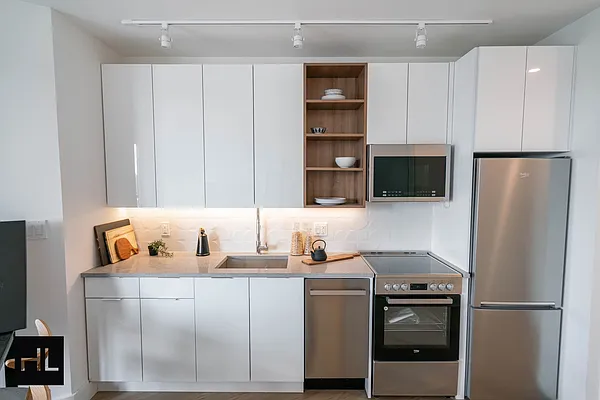 Rented by Highline Residential | media 4