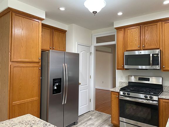 5th image of 11406 Tudor Rose Ct