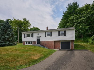 194 Pleasant St, East Longmeadow, MA, 01028