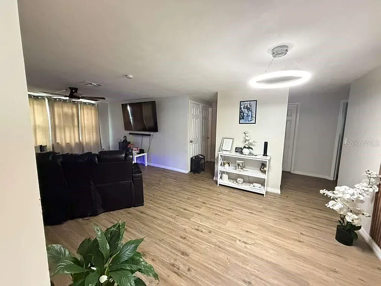 6250 Kentfield Ave — Photo 6