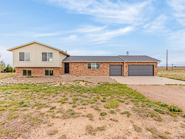 1090 E Linda Ave, Pueblo West, CO 81007