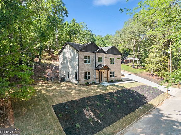 4th image of 388 Oakland Dr