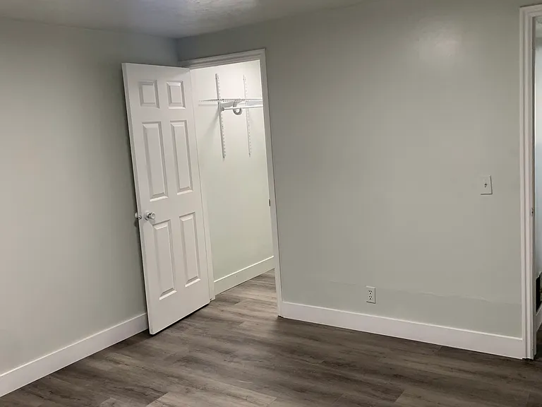 7298 S Highland Dr — Photo 10