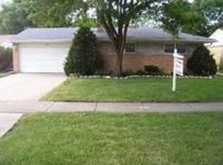 554 Clayton Ln, Des Plaines, IL 60016