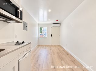 11957 Rochester Ave, Los Angeles, CA 90025