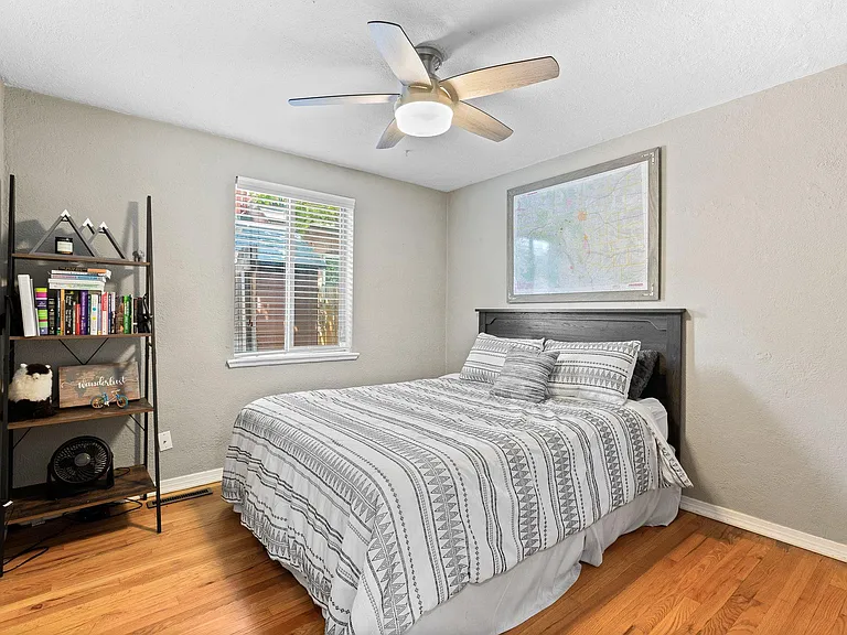 Back bedroom
