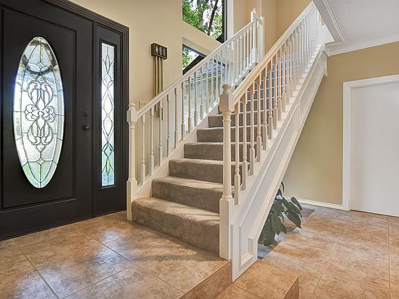 3rd image of 4918 Golden Pond Dr
